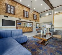 Best Western Woodburn Lobby