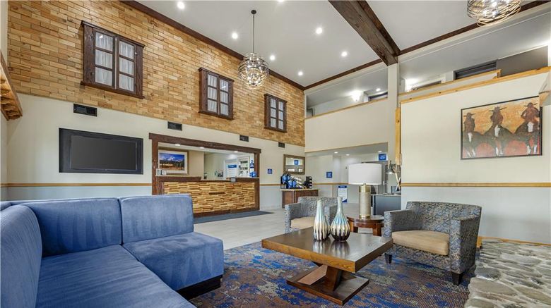 <b>Best Western Woodburn Lobby</b>. Images powered by <a href="https://iceportal.shijigroup.com/" title="IcePortal" target="_blank">IcePortal</a>.