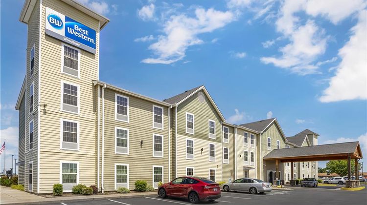 Best Western Woodburn Exterior