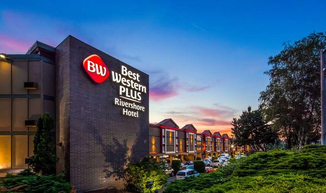 Best Western Plus Rivershore Hotel Exterior
