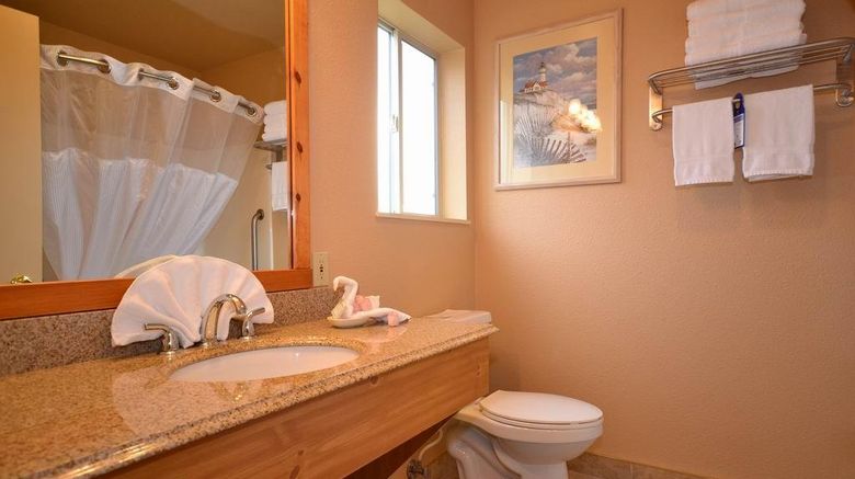 <b>Best Western Plus Hartford Lodge Room</b>. Images powered by <a href="https://iceportal.shijigroup.com/" title="IcePortal" target="_blank">IcePortal</a>.