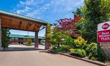 Best Western Plus Hartford Lodge
