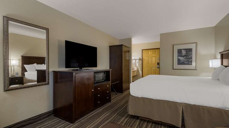 <b>Best Western Cottage Grove Inn Room</b>. Images powered by <a href="https://iceportal.shijigroup.com/" title="IcePortal" target="_blank">IcePortal</a>.