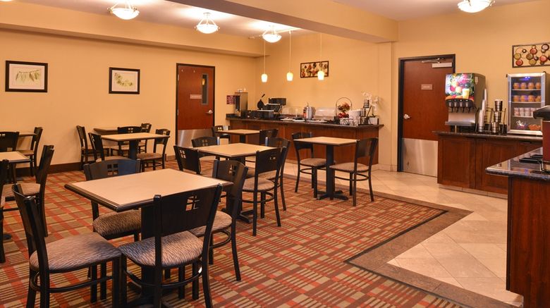 <b>Best Western Wilsonville Inn & Suites Restaurant</b>. Images powered by <a href="https://iceportal.shijigroup.com/" title="IcePortal" target="_blank">IcePortal</a>.