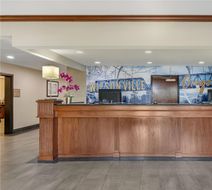 Best Western Wilsonville Inn & Suites Lobby