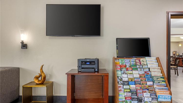 Best Western Wilsonville Inn & Suites Lobby