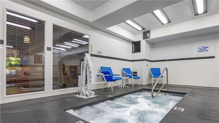 Best Western Plus Prairie Inn Pool