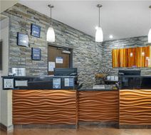 Best Western Plus Prairie Inn Lobby