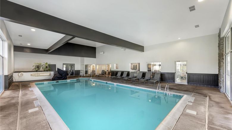 <b>Best Western Plus Revere Inn & Suites Pool</b>. Images powered by <a href="https://iceportal.shijigroup.com/" title="IcePortal" target="_blank">IcePortal</a>.