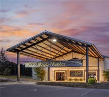 Best Western Plus Revere Inn & Suites Exterior