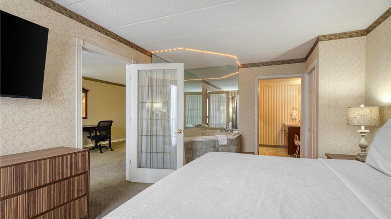 <b>Best Western Plus Wilkes Barre Room</b>. Images powered by <a href="https://iceportal.shijigroup.com/" title="IcePortal" target="_blank">IcePortal</a>.