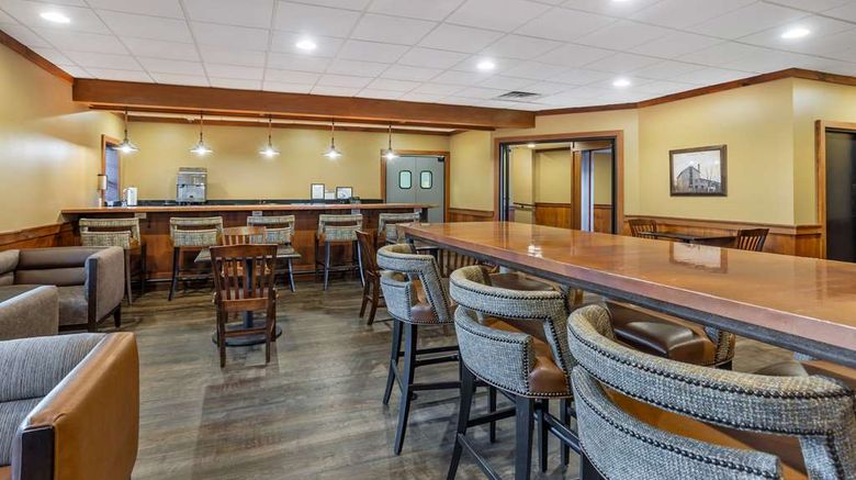 <b>Best Western Plus Intercourse Village Restaurant</b>. Images powered by <a href="https://iceportal.shijigroup.com/" title="IcePortal" target="_blank">IcePortal</a>.