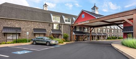 Best Western Plus Intercourse Village Exterior
