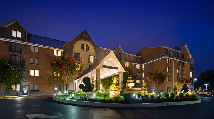 Best Western Plus Concordville Hotel Exterior