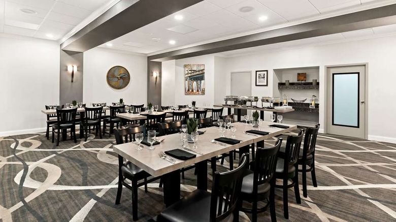 <b>Best Western Plus Concordville Hotel Meeting</b>. Images powered by <a href="https://iceportal.shijigroup.com/" title="IcePortal" target="_blank">IcePortal</a>.