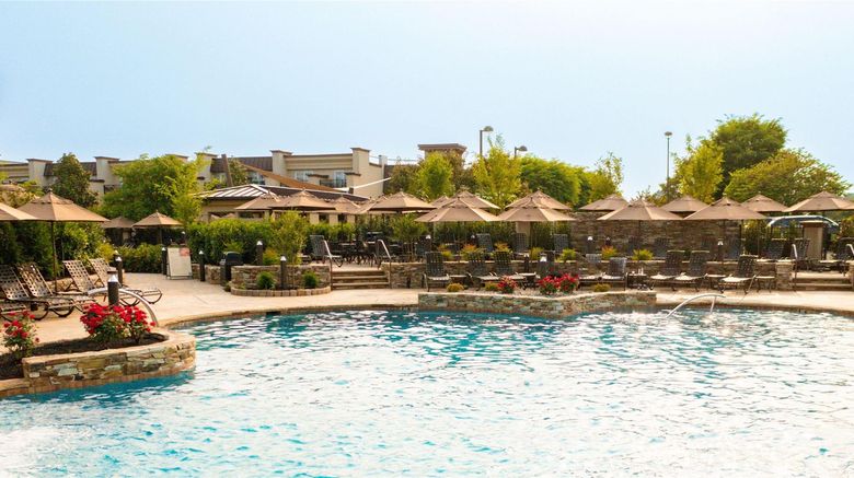 <b>Eden Resort & Suites, BW Premier Coll Pool</b>. Images powered by <a href="https://iceportal.shijigroup.com/" title="IcePortal" target="_blank">IcePortal</a>.