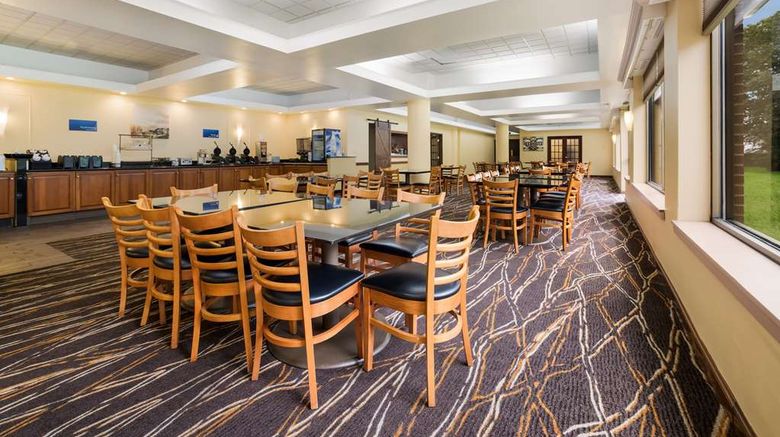 <b>Best Western Grand Victorian Inn Restaurant</b>. Images powered by <a href="https://iceportal.shijigroup.com/" title="IcePortal" target="_blank">IcePortal</a>.