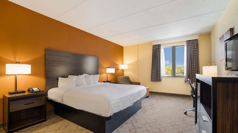 <b>Best Western Grand Victorian Inn Room</b>. Images powered by <a href="https://iceportal.shijigroup.com/" title="IcePortal" target="_blank">IcePortal</a>.