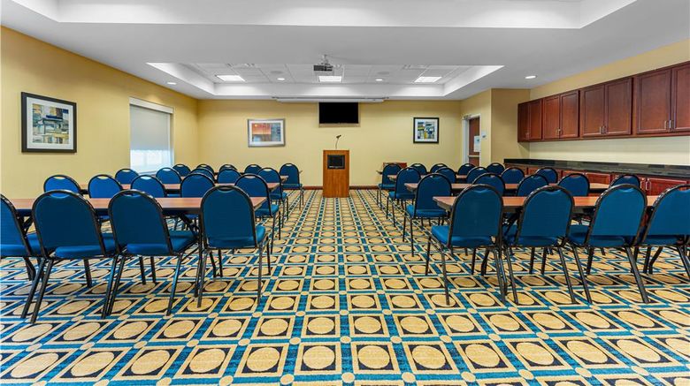 <b>Best Western Garden Inn Meeting</b>. Images powered by <a href="https://iceportal.shijigroup.com/" title="IcePortal" target="_blank">IcePortal</a>.