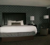 Best Western Plus Bradford Inn Room