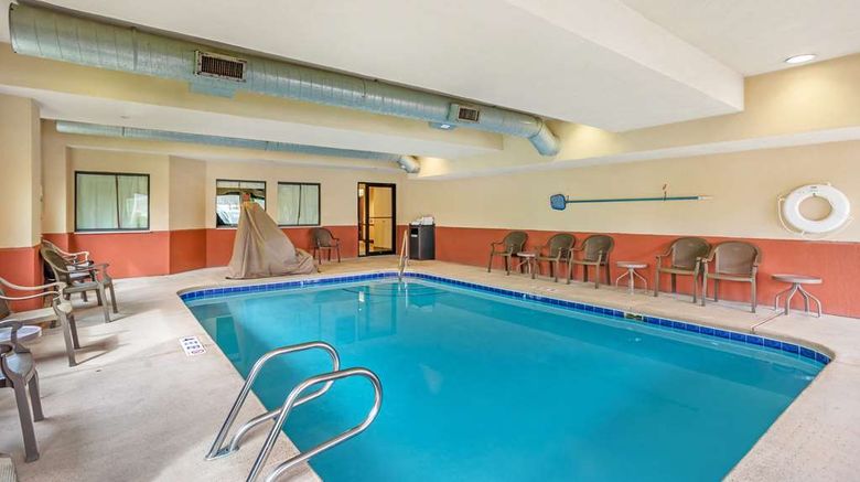 <b>Best Western Danville Inn Pool</b>. Images powered by <a href="https://iceportal.shijigroup.com/" title="IcePortal" target="_blank">IcePortal</a>.