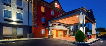 Best Western Plus New Cumberland Inn Exterior