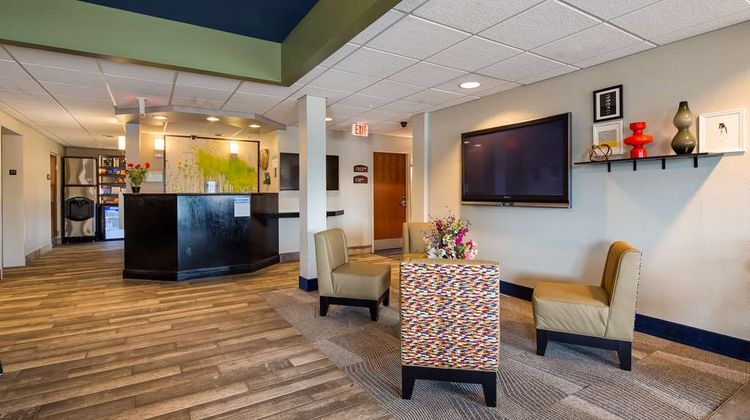 Best Western Nittany Inn Milroy Lobby