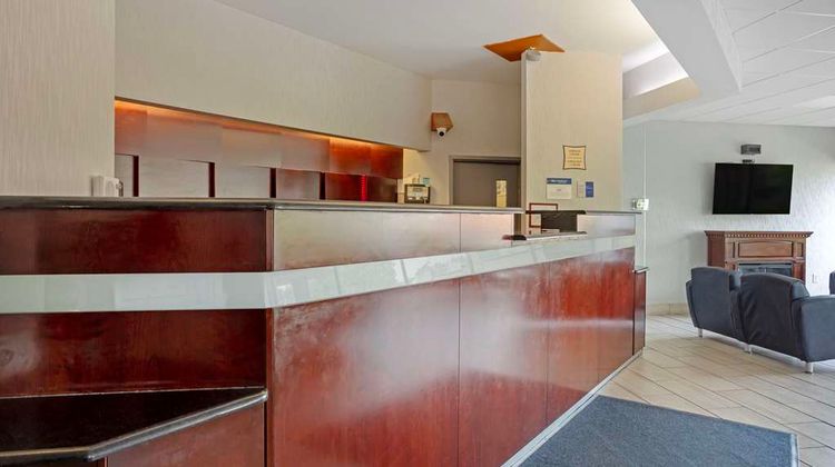 Best Western Plus Reading Inn & Suites Lobby