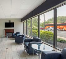 Best Western Plus Reading Inn & Suites Lobby