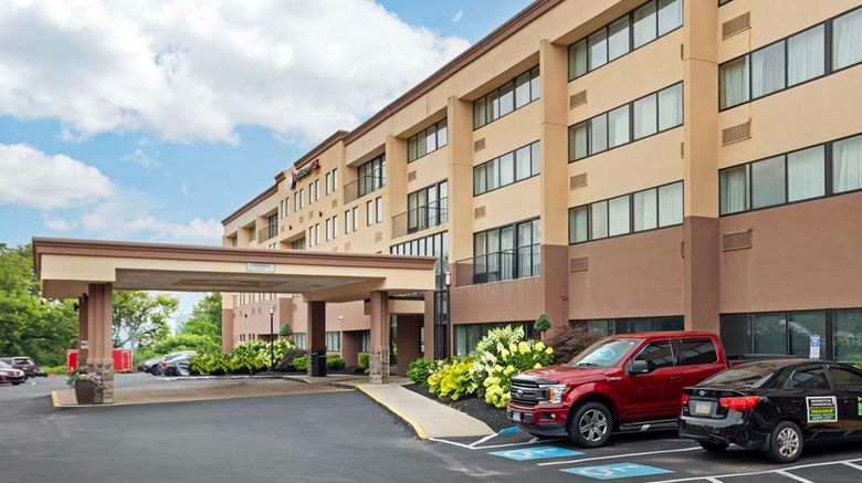 <b>Best Western Plus Reading Inn & Suites Exterior</b>. Images powered by <a href="https://iceportal.shijigroup.com/" title="IcePortal" target="_blank">IcePortal</a>.