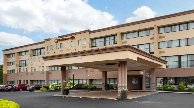 <b>Best Western Plus Reading Inn & Suites Exterior</b>. Images powered by <a href="https://iceportal.shijigroup.com/" title="IcePortal" target="_blank">IcePortal</a>.