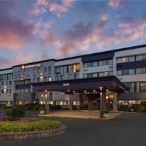 Best Western Plus Reading Inn & Suites