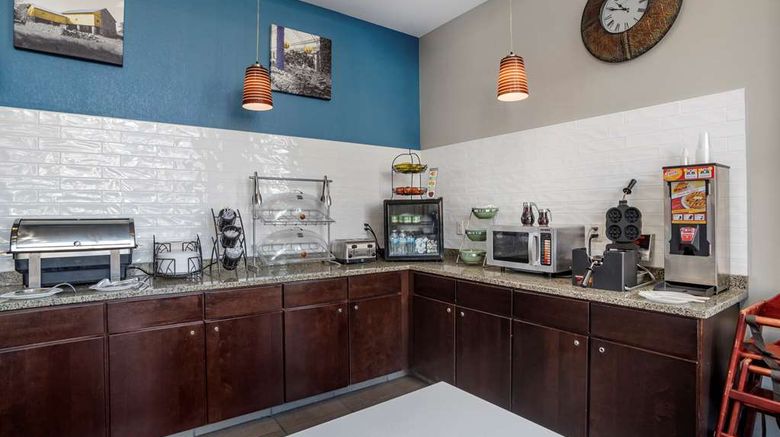 <b>Best Western Plus Phil Arpt Widener Univ Restaurant</b>. Images powered by <a href="https://iceportal.shijigroup.com/" title="IcePortal" target="_blank">IcePortal</a>.