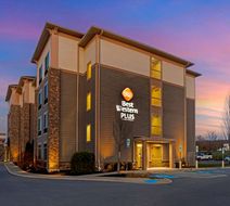Best Western Plus University Park Inn & Exterior