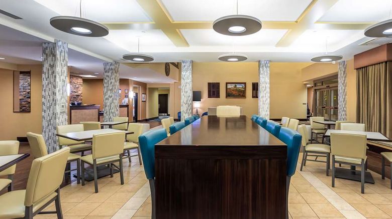 <b>Best Western Plus University Park Inn & Restaurant</b>. Images powered by <a href="https://iceportal.shijigroup.com/" title="IcePortal" target="_blank">IcePortal</a>.