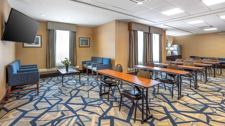 Best Western Plus University Park Inn & Meeting