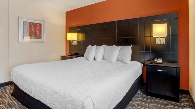 Best Western Plus Poconos Hotel Room