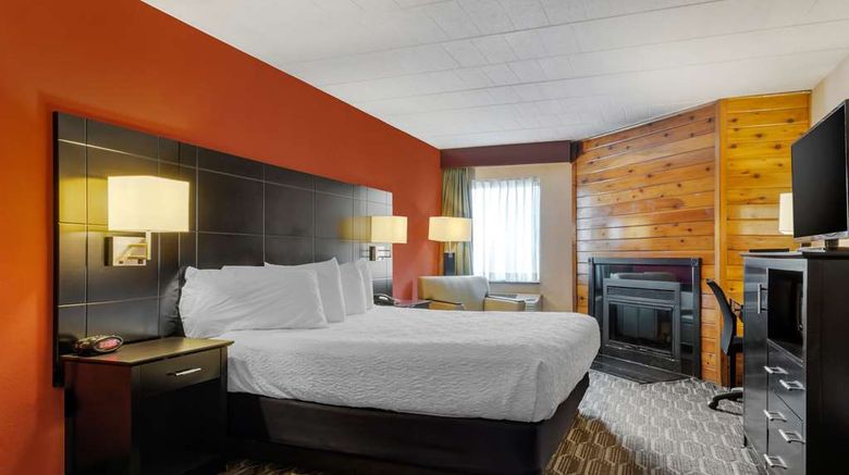 <b>Best Western Plus Poconos Hotel Room</b>. Images powered by <a href="https://iceportal.shijigroup.com/" title="IcePortal" target="_blank">IcePortal</a>.