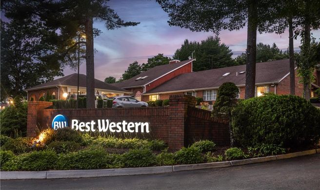 Best Western West Greenwich Inn Exterior
