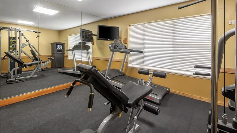 <b>Best Western West Greenwich Inn Health</b>. Images powered by <a href="https://iceportal.shijigroup.com/" title="IcePortal" target="_blank">IcePortal</a>.