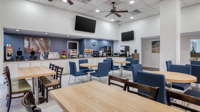 <b>Best Western Of Walterboro Restaurant</b>. Images powered by <a href="https://iceportal.shijigroup.com/" title="IcePortal" target="_blank">IcePortal</a>.