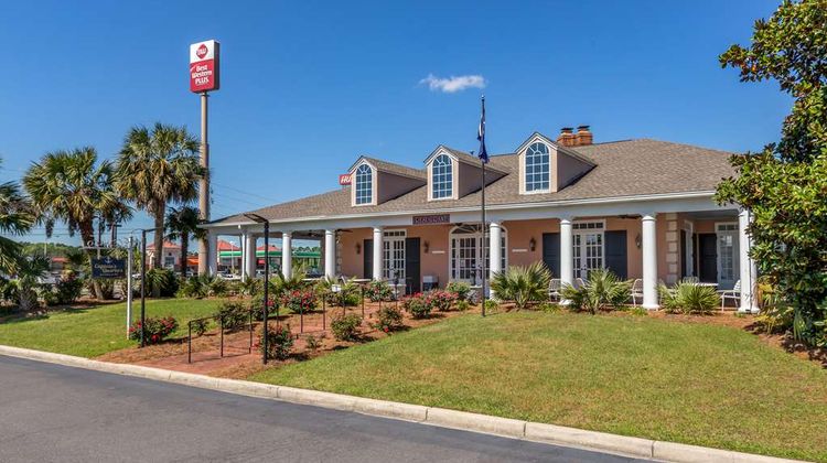 Best Western Plus Santee Inn Exterior