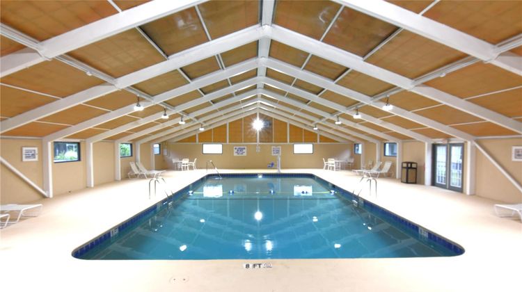 Best Western Point South Pool