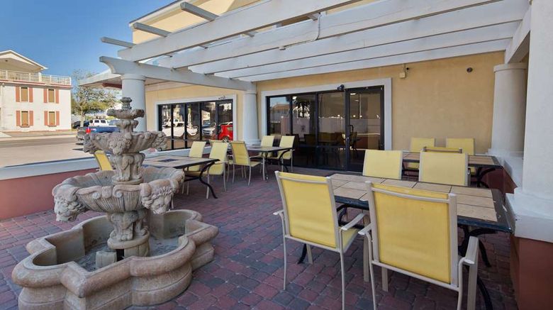 <b>Best Western Ocean Sands Beach Resort Exterior</b>. Images powered by <a href="https://iceportal.shijigroup.com/" title="IcePortal" target="_blank">IcePortal</a>.