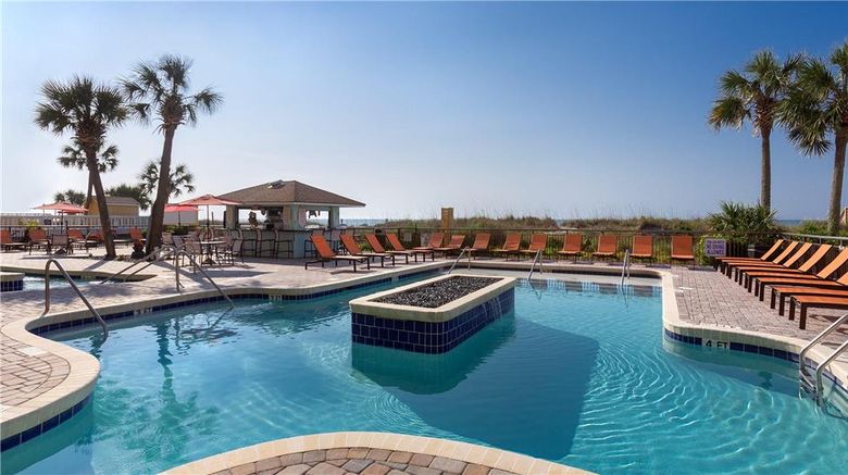 <b>Best Western Ocean Sands Beach Resort Pool</b>. Images powered by <a href="https://iceportal.shijigroup.com/" title="IcePortal" target="_blank">IcePortal</a>.