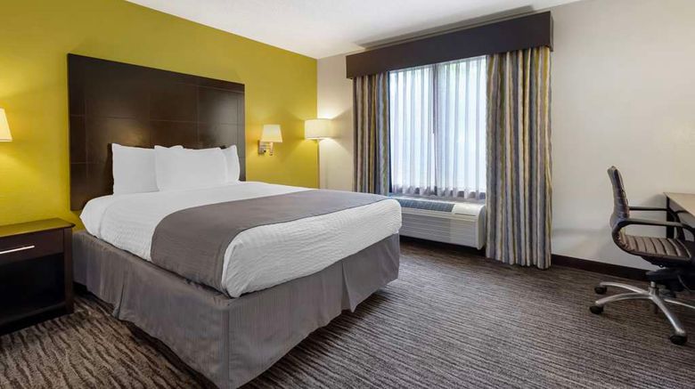 <b>Best Western Magnolia Inn and Suites Room</b>. Images powered by <a href="https://iceportal.shijigroup.com/" title="IcePortal" target="_blank">IcePortal</a>.