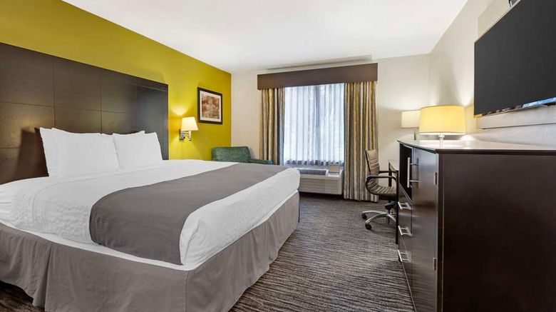 <b>Best Western Magnolia Inn and Suites Room</b>. Images powered by <a href="https://iceportal.shijigroup.com/" title="IcePortal" target="_blank">IcePortal</a>.