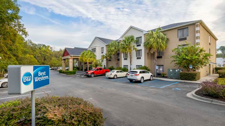 Best Western Magnolia Inn and Suites Exterior