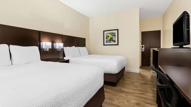 Best Western Patriots Point Room