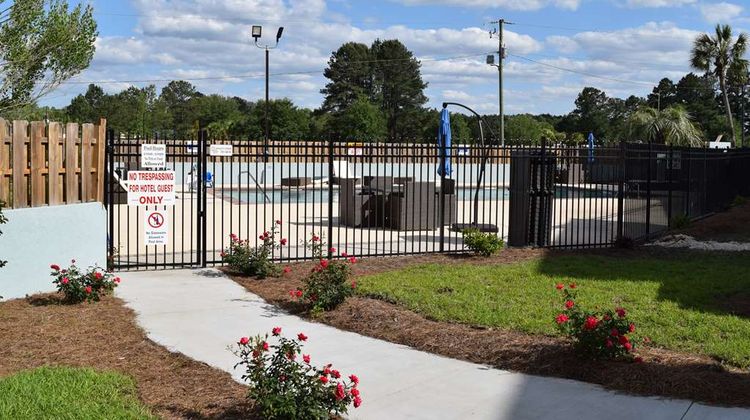 Best Western Plus Hardeeville Inn Suites Pool